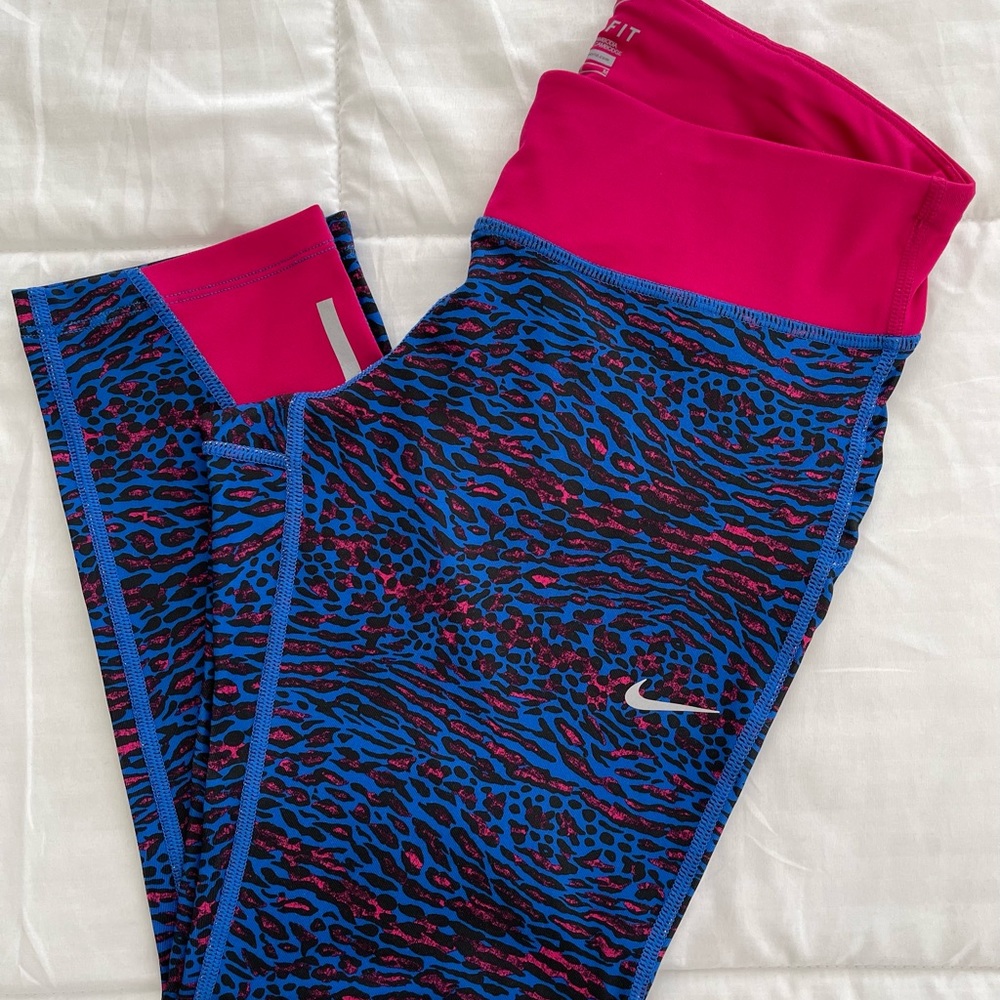 Nike Dri-Fit Crop/Capri Legging